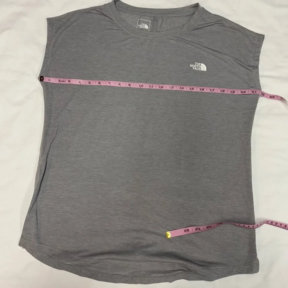 The North Face Wander Slitback Tee Women’s Medium Gray Keyhole EUC - Picture 12 of 13